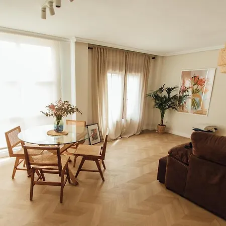 Apartment Ground Floor With A Garden In Sardinero Santander