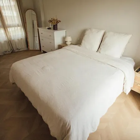Apartment Ground Floor With A Garden In Sardinero