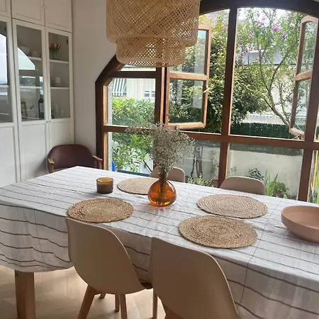 Ground Floor With A Garden In Sardinero Santander
